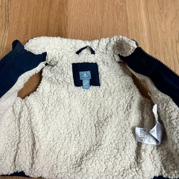 New Baby Gap Winter Vest - Picture 3 of 4